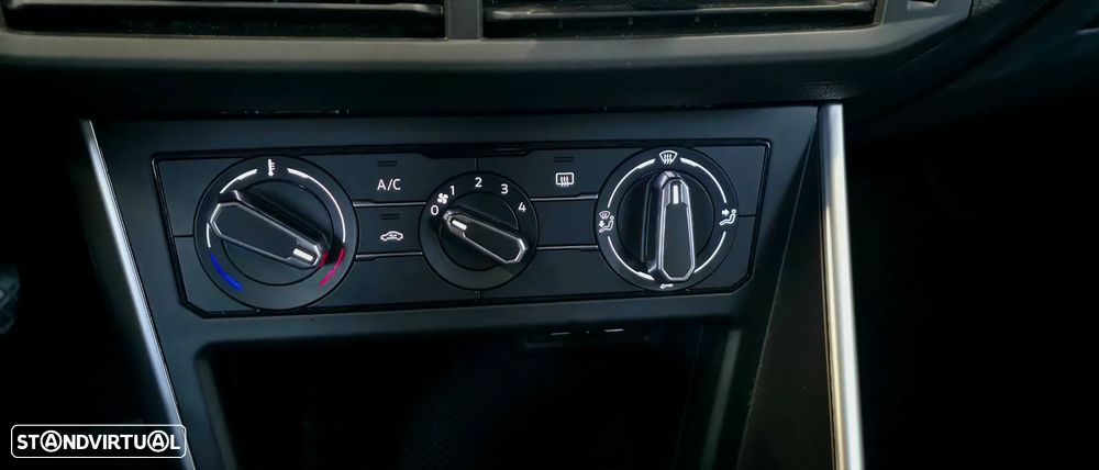 VW Taigo 1.0 TSI Urban Style - 14