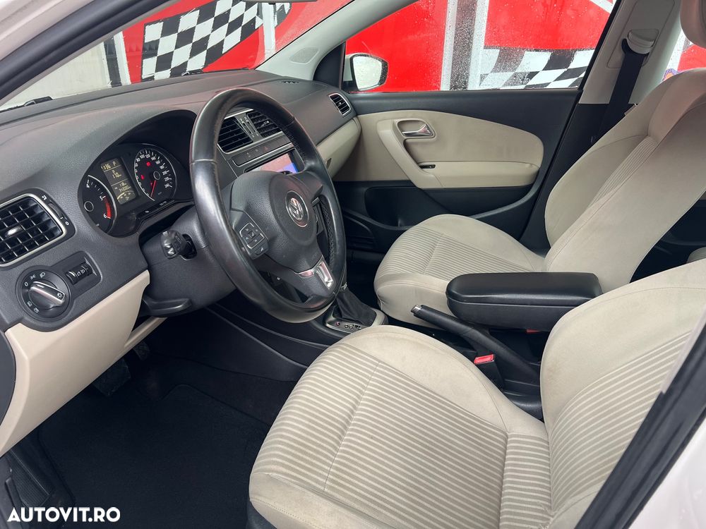 Volkswagen Polo 1.6 TDI DSG Highline - 8