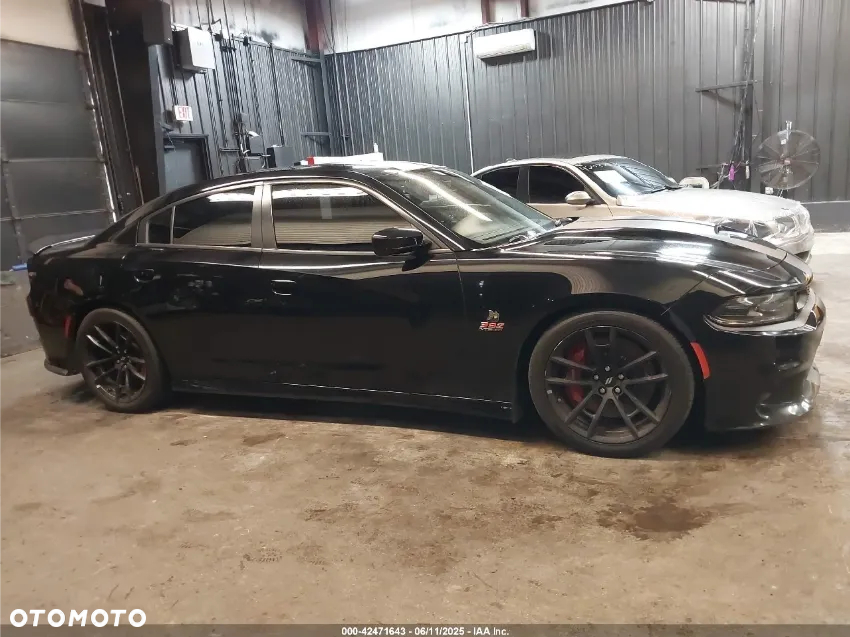 Dodge Charger 6.4 Scat Pack - 6