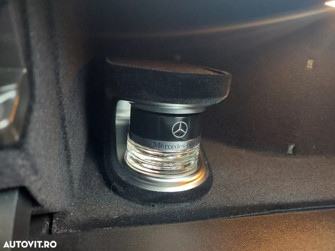 Mercedes-Benz E - 31