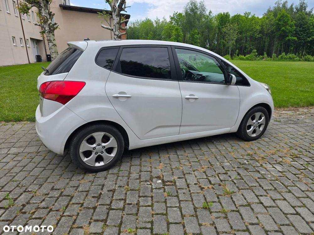 Kia Venga 1.6 CRDi 128 Vision - 10