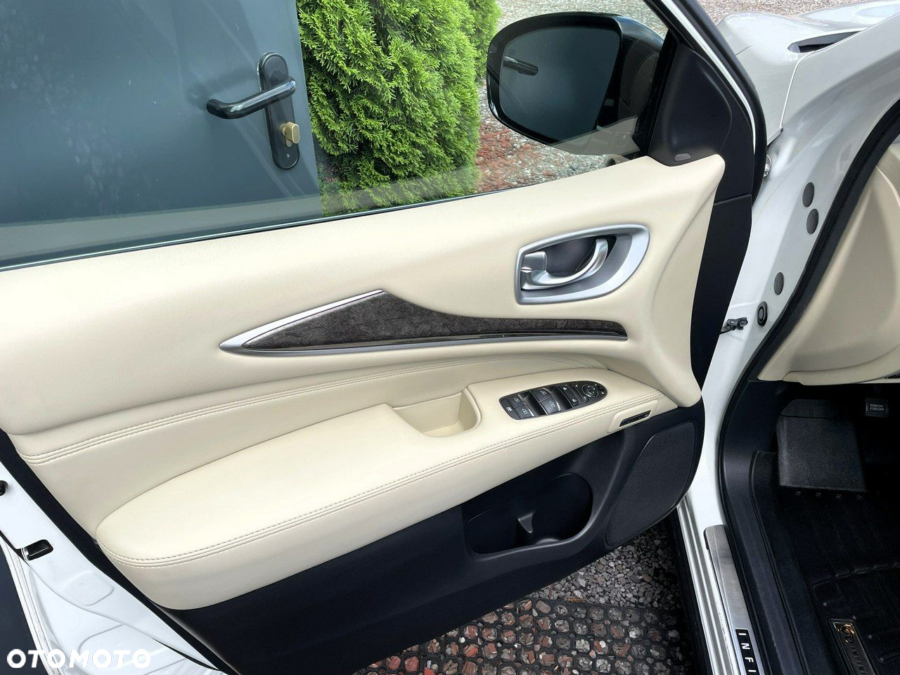 Infiniti QX60 3.5 Elite - 12