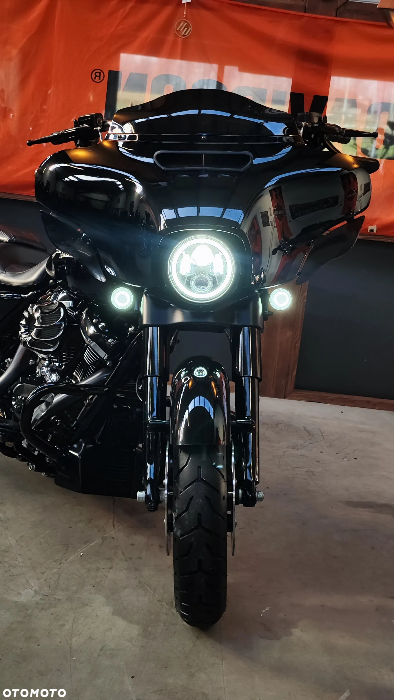 Harley-Davidson Touring Street Glide - 22