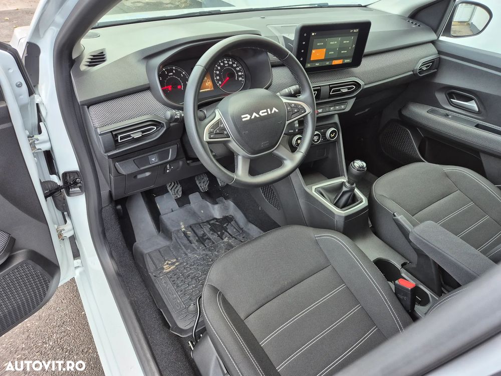 Dacia Sandero TCe 90 MT5 Expression - 10