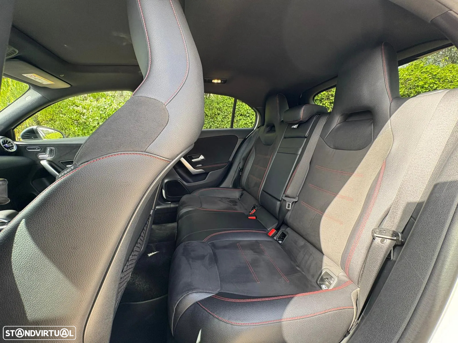 Mercedes-Benz A 220 d 8G-DCT AMG Line - 36