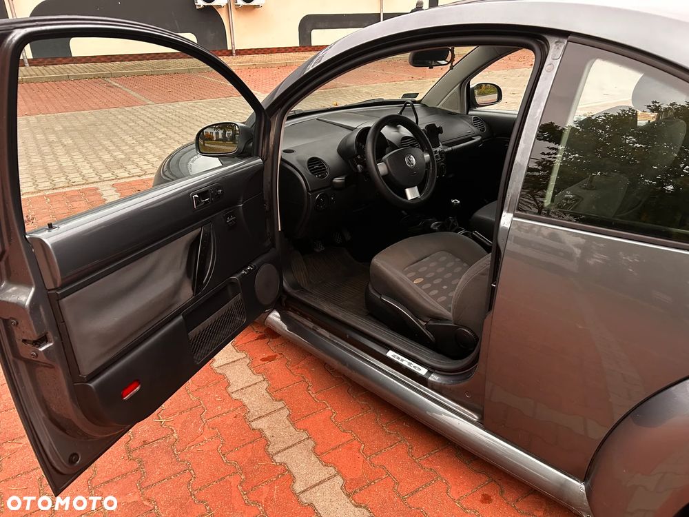 Volkswagen New Beetle 1.9 TDI - 11