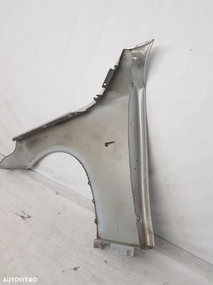 Aripa dreapta fata BMW Seria 5 E60 E61 dupa 2003 - 8