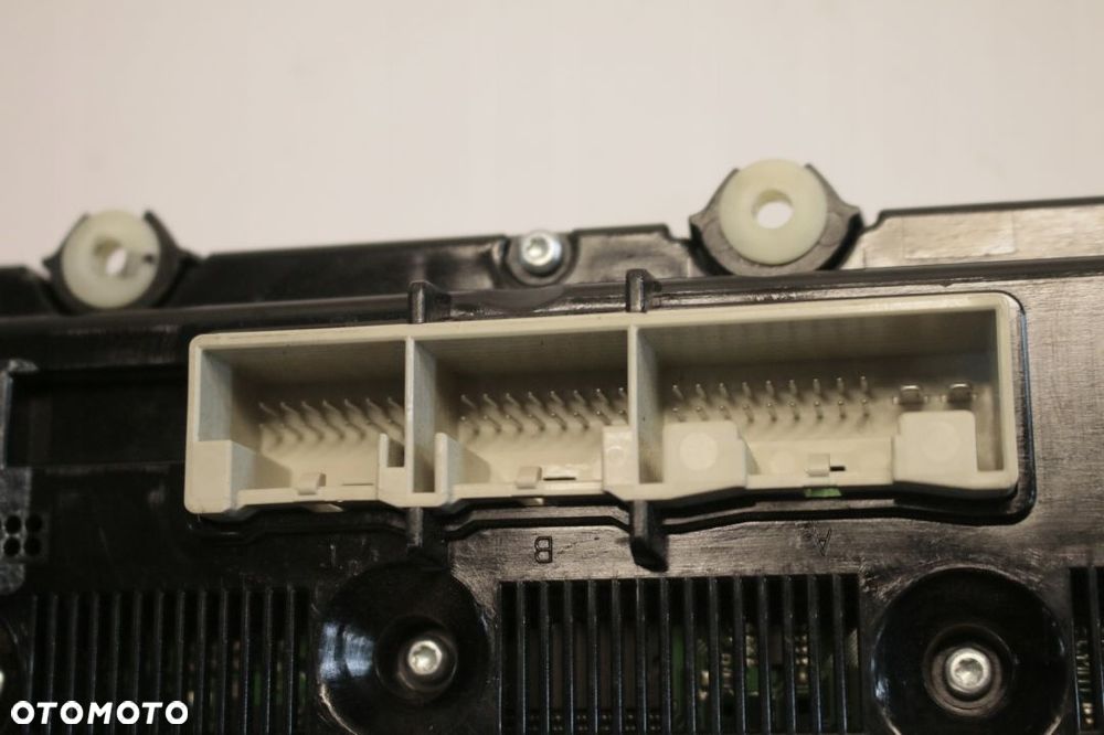 panel klimatyzacji Passat B6 - 5