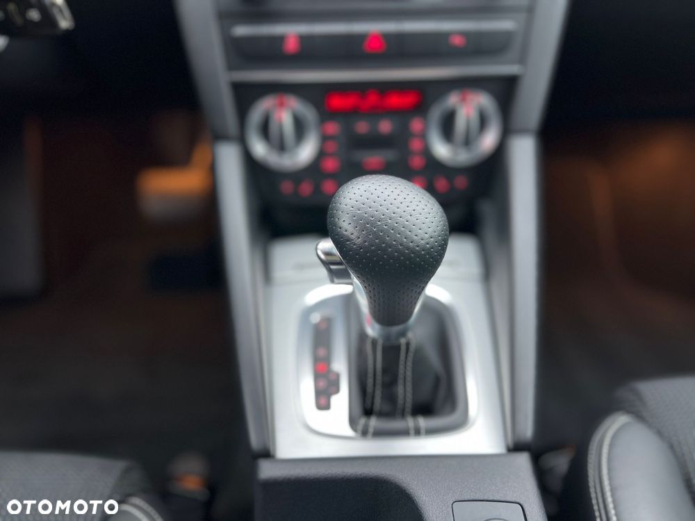 Audi A3 Sportback 2.0 TFSI S tronic S line Sportpaket (plus) - 18