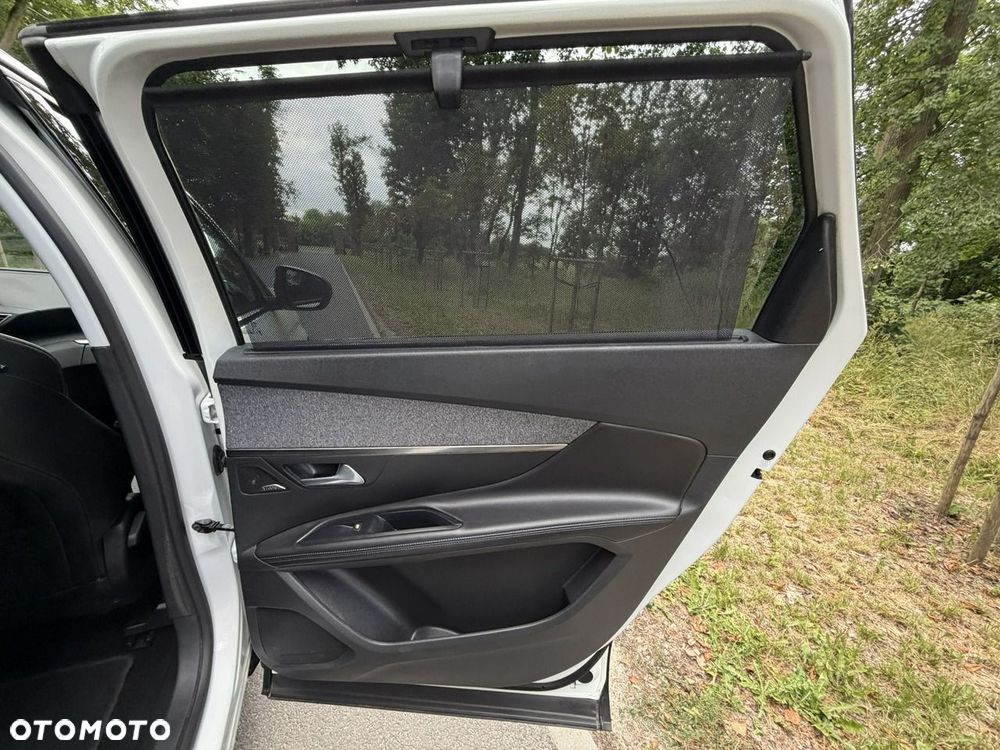 Peugeot 5008 - 30