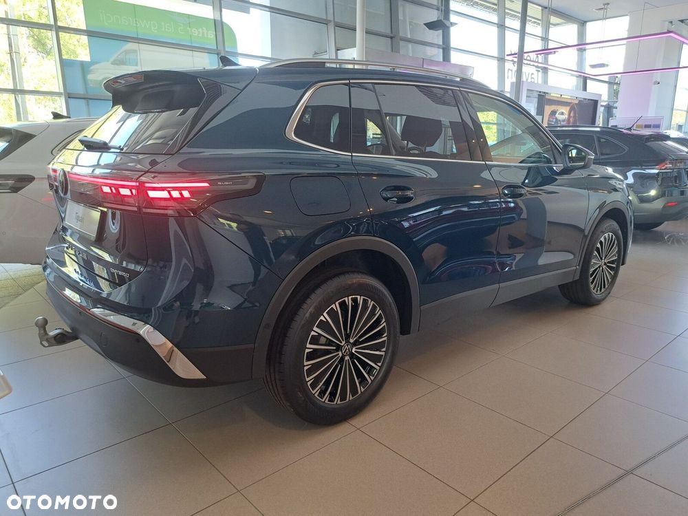 Volkswagen Tiguan - 6