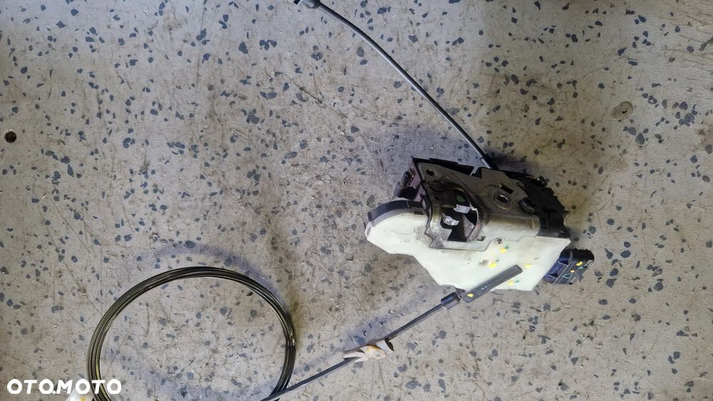 CITROEN C4 GRAND PICASSO ZAMEK DRZWI PRAWY PRZÓD 24099816 - 1