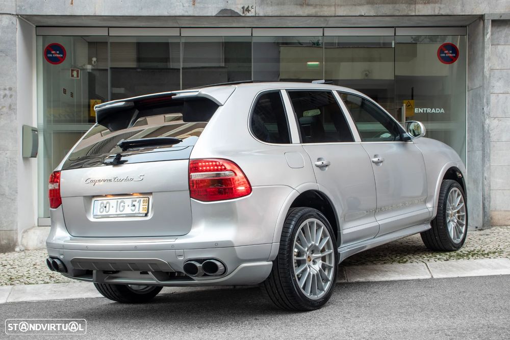 Porsche Cayenne Turbo S - 53