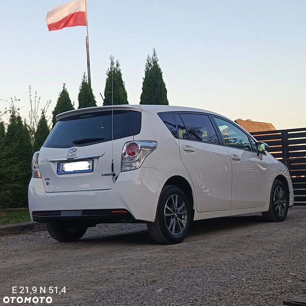 Toyota Verso 2.0 D-4D 5-Sitzer Executive - 38