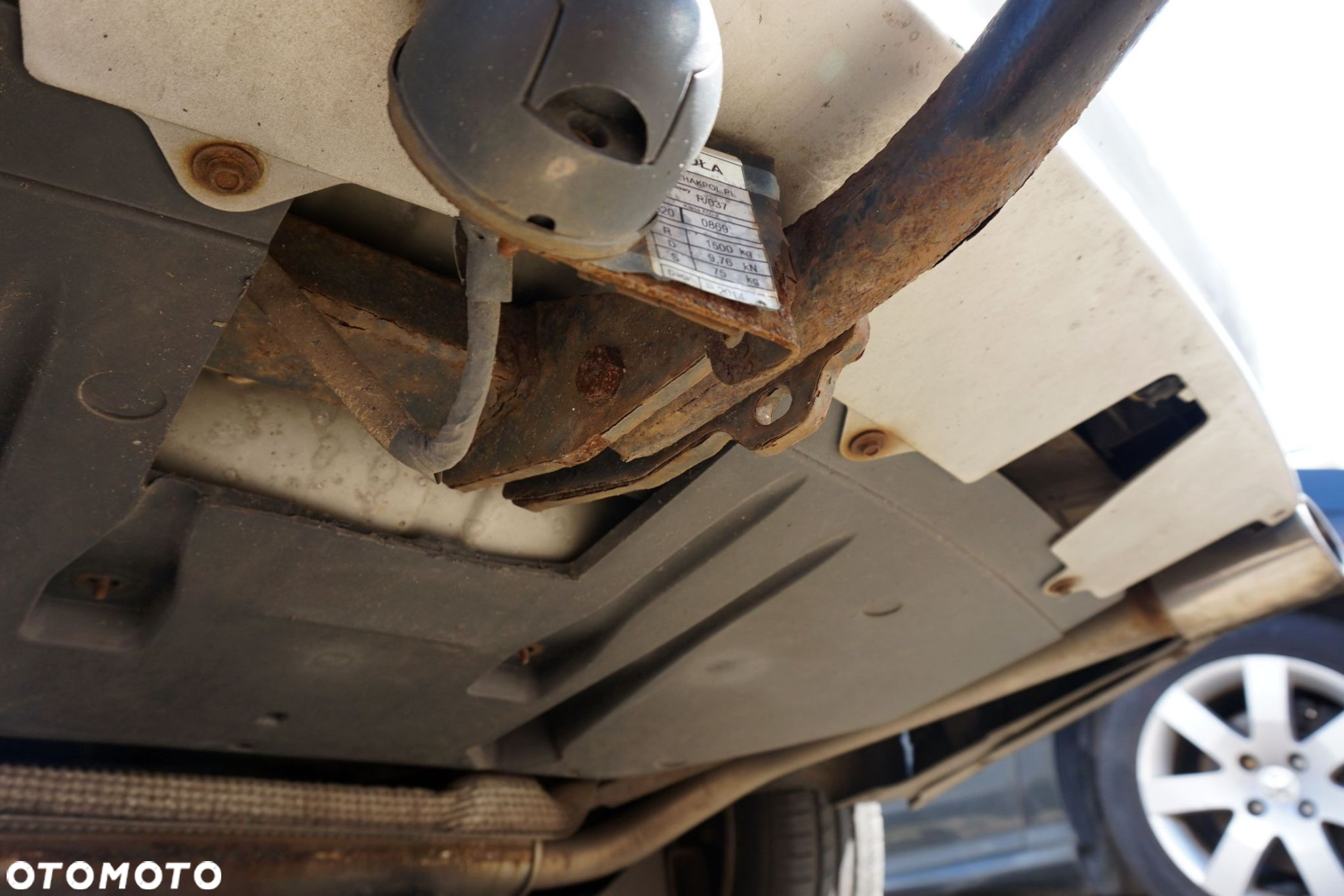 HAK HOLOWNICZY LAGUNA III PH1 KOMBI  RENAULT 2007-2012 - 4