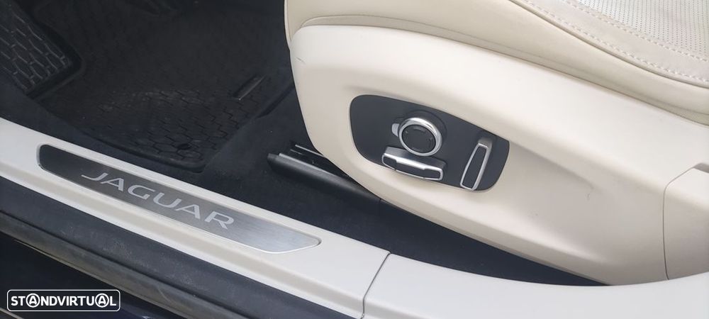 Jaguar I-Pace EV400 AWD R-DYNAMIC HSE - 13