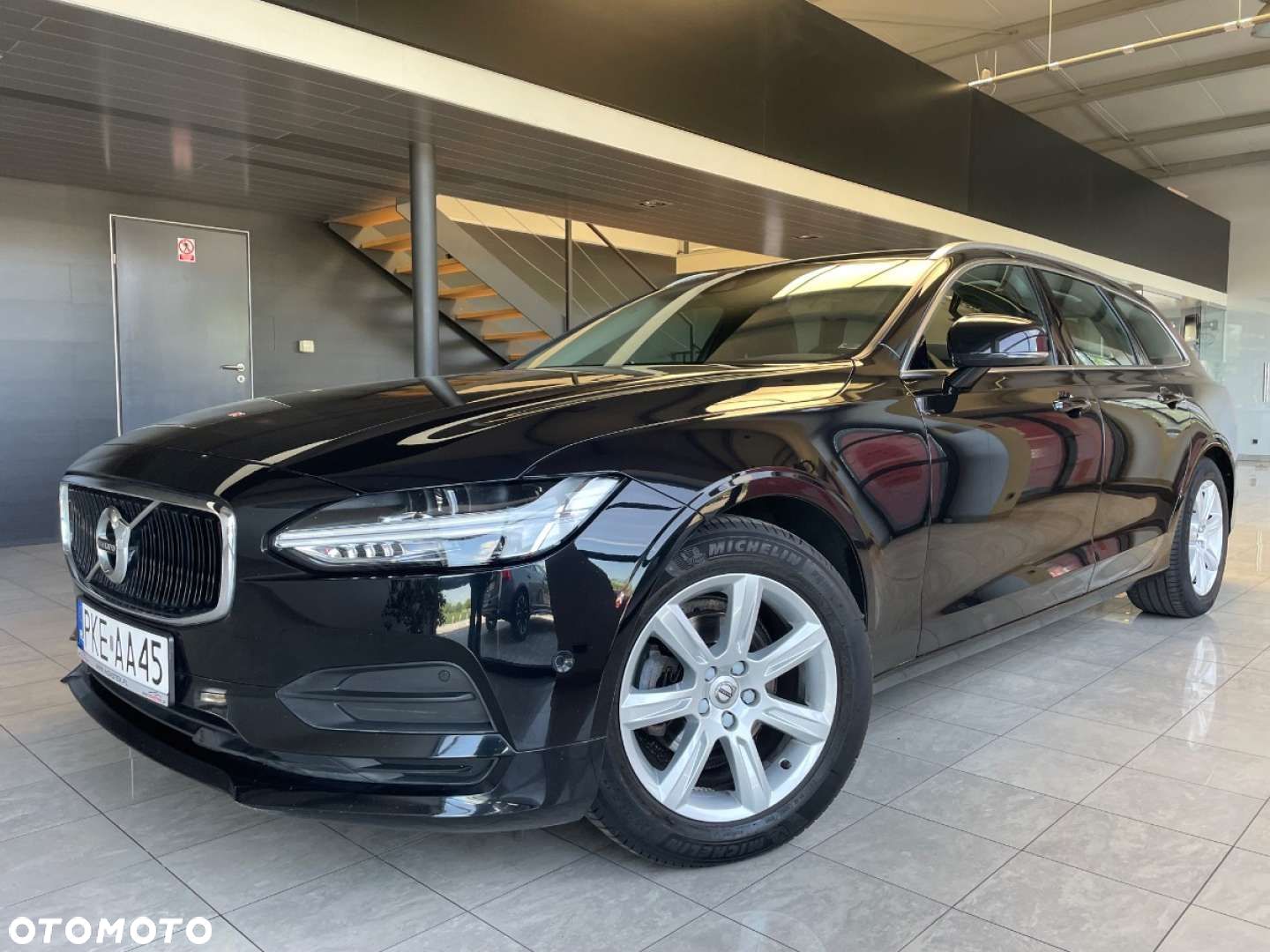 Volvo V90 D3 Momentum - 1