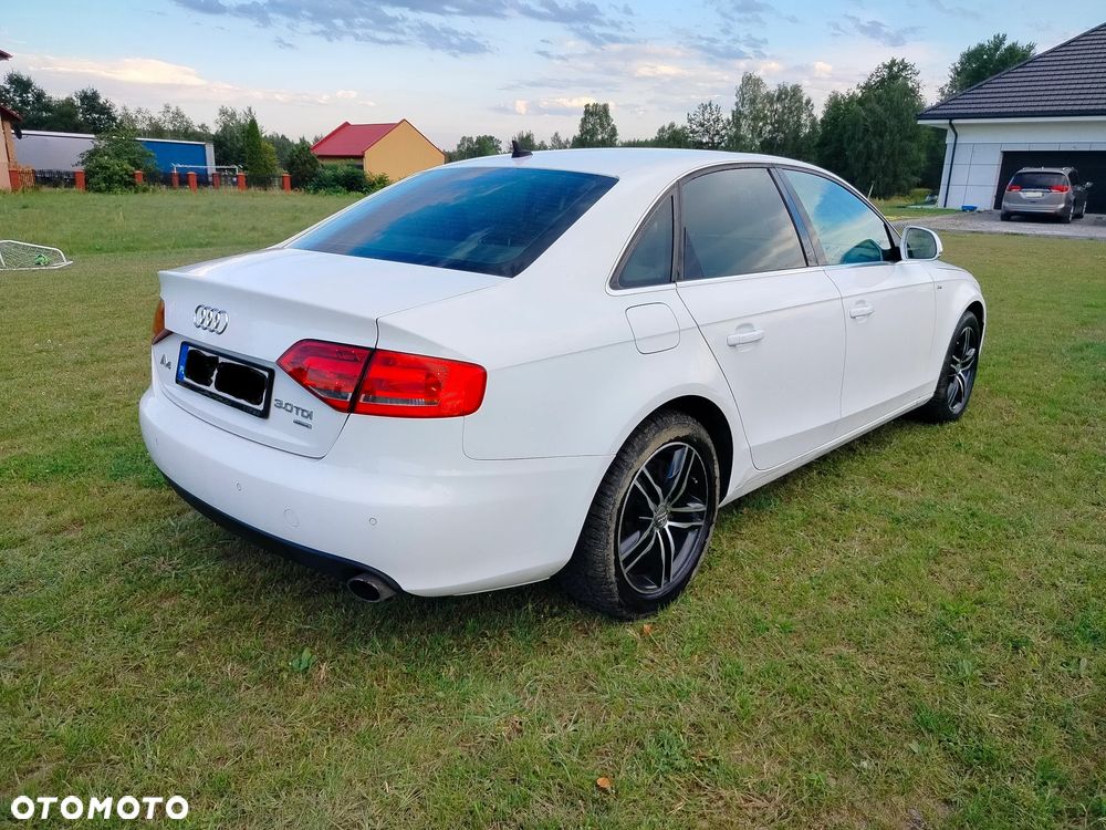 Audi A4 2008 photo 4