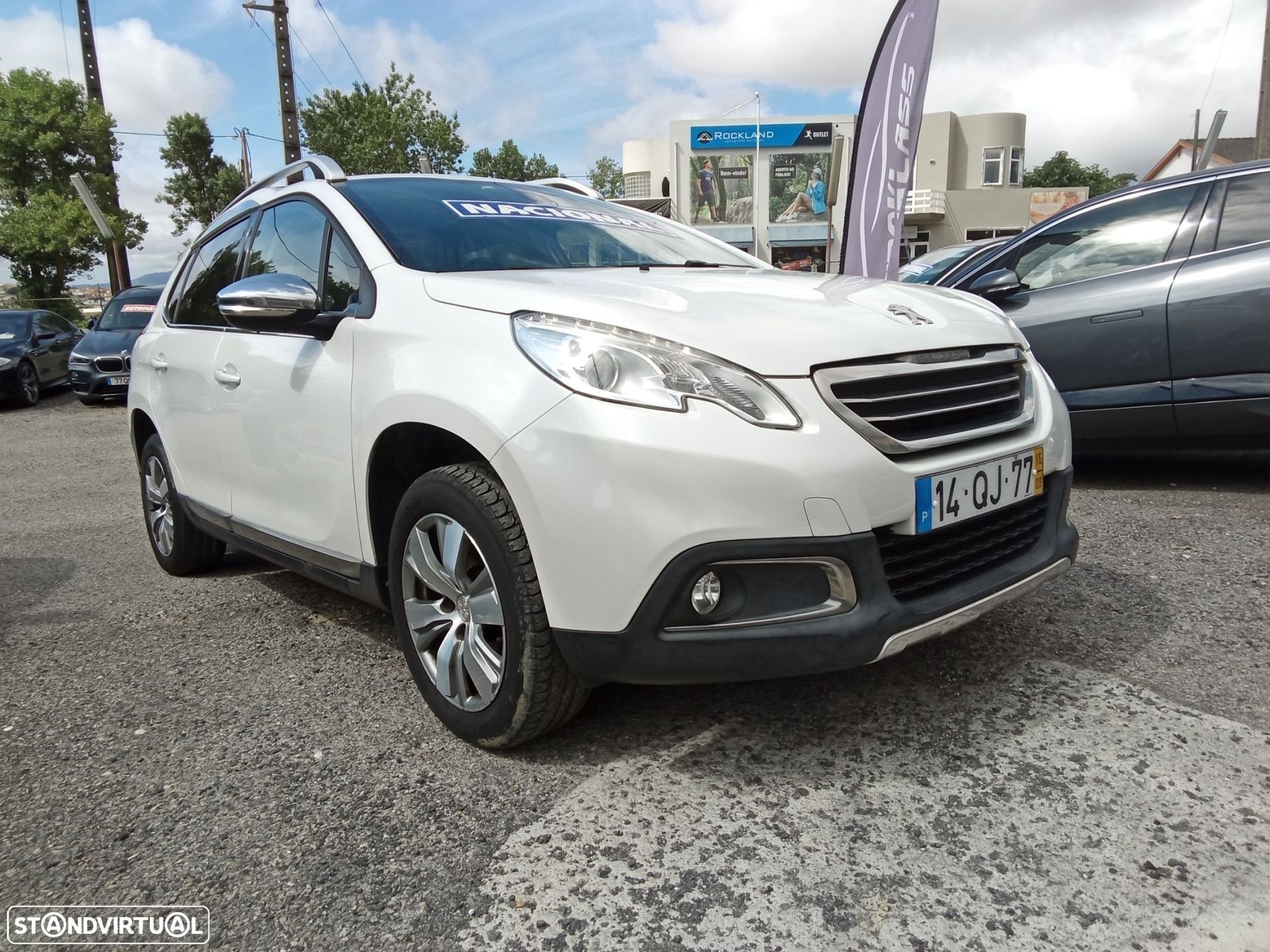 Peugeot 2008 1.2 VTi Active - 1