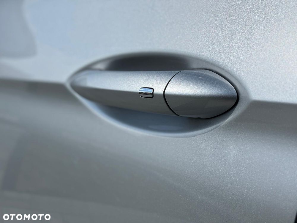Opel Insignia - 30