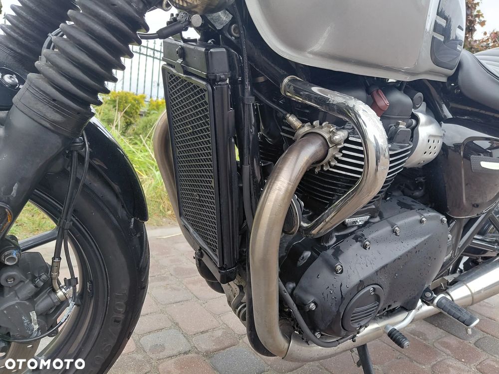 Triumph Street Twin - 17