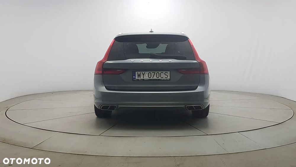 Volvo V90 D5 SCR AWD Momentum Pro - 13