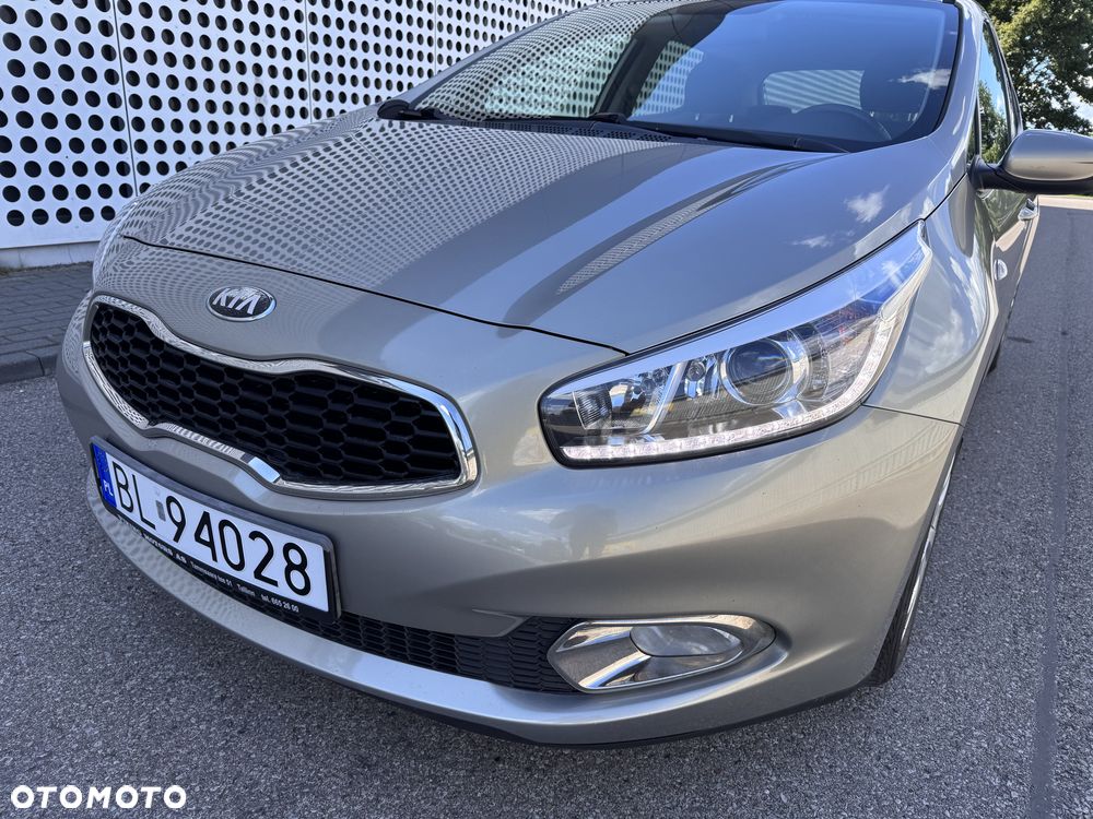 Kia Ceed 1.4 CVVT - 4