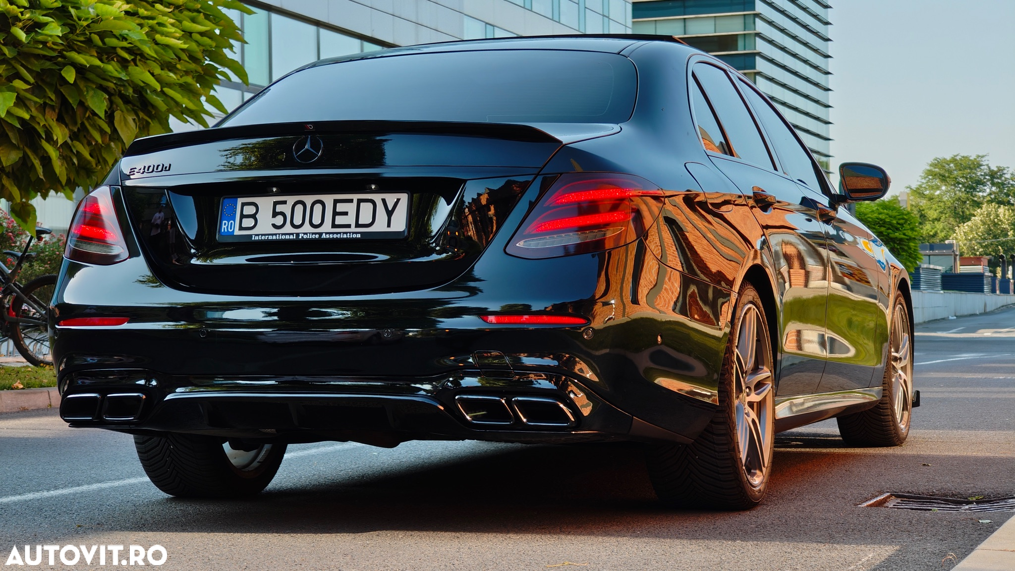 Mercedes-Benz E 220 d Aut. - 2