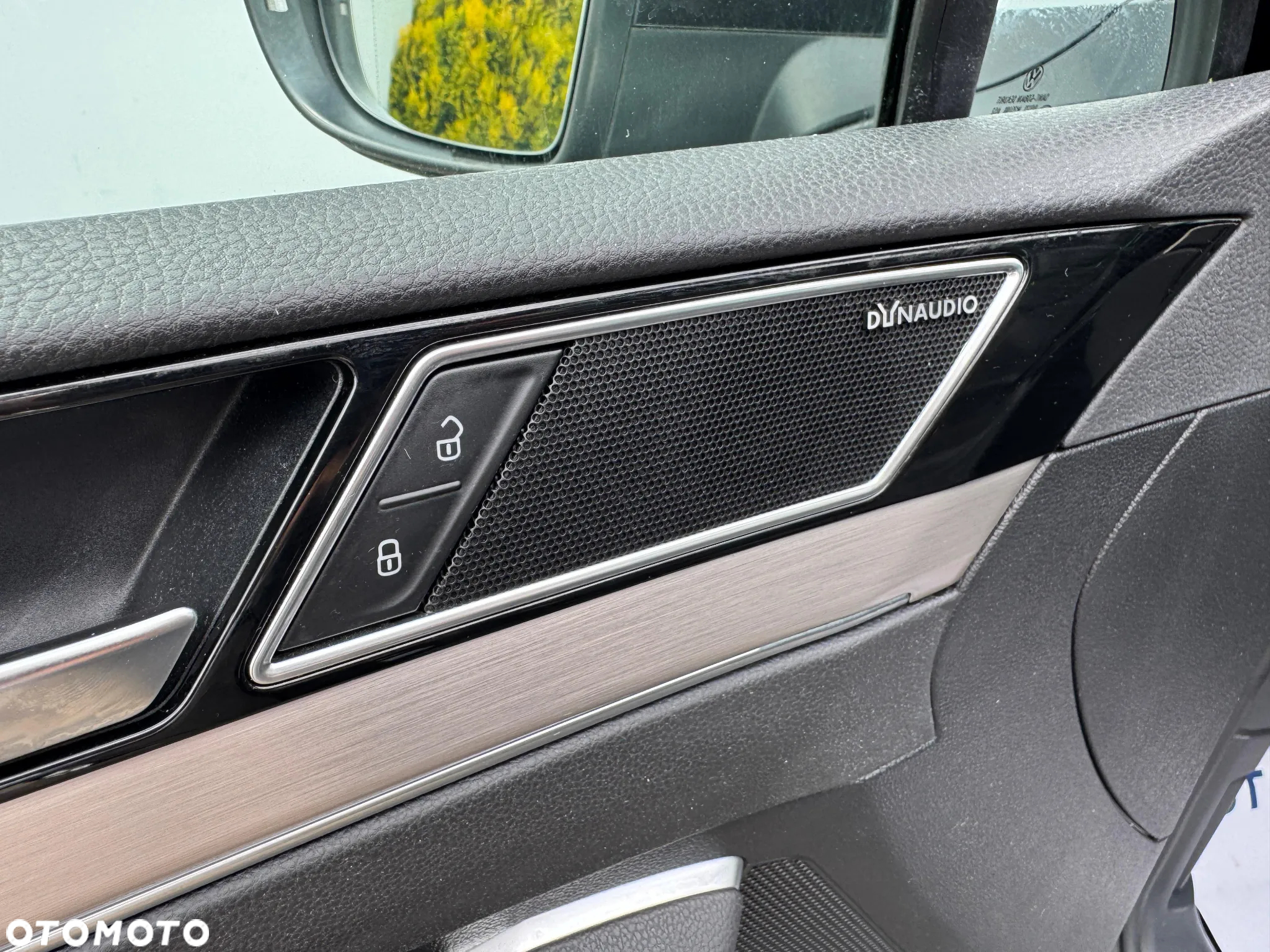Volkswagen Passat 2.0 TDI 4Mot R-Line Edition DSG - 25