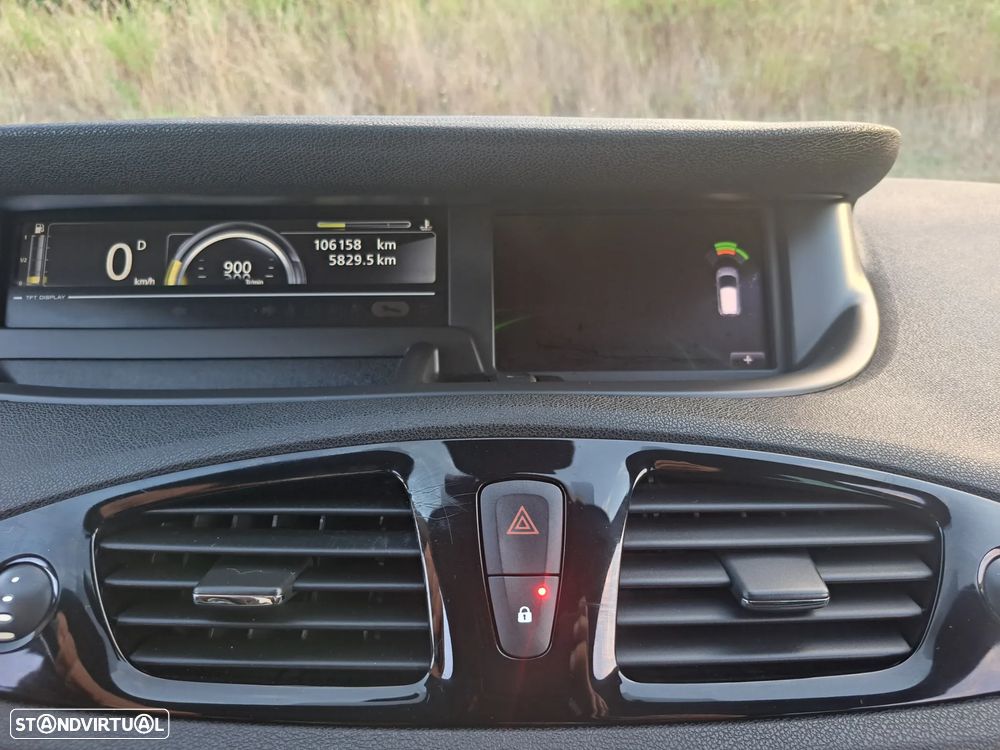 Renault Scénic 1.5 dCi Bose Edition EDC SS - 24
