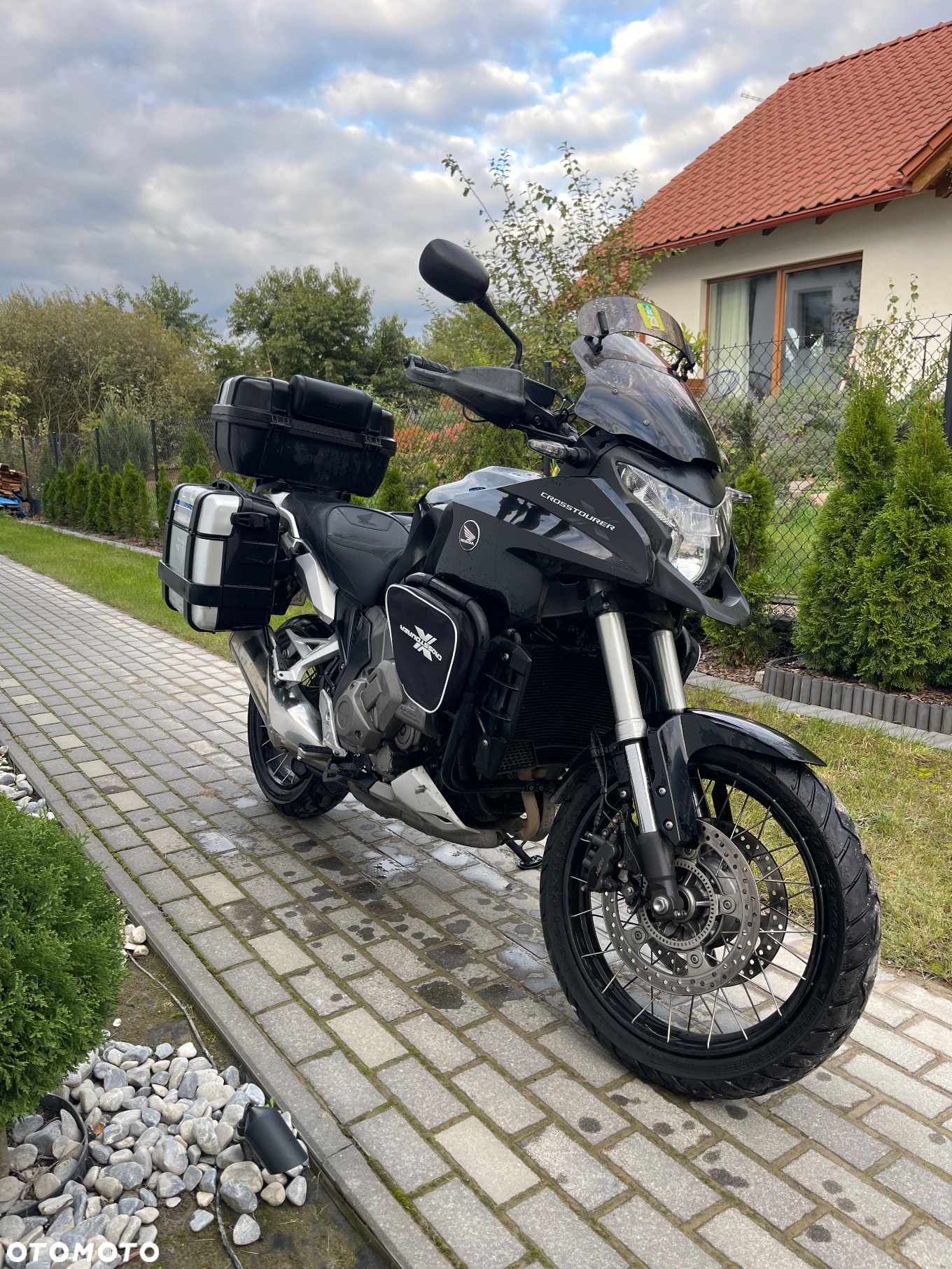 Honda VFR - 9
