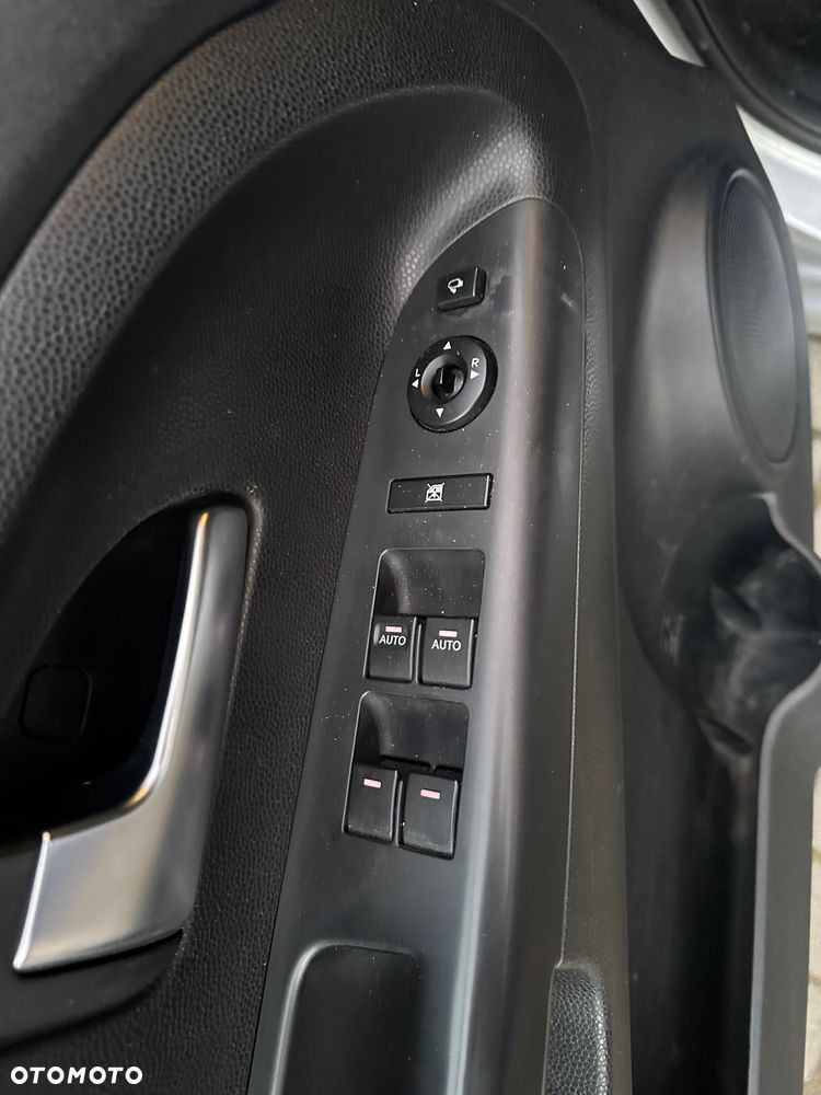 Kia Venga ver-1-6-business-line - 15