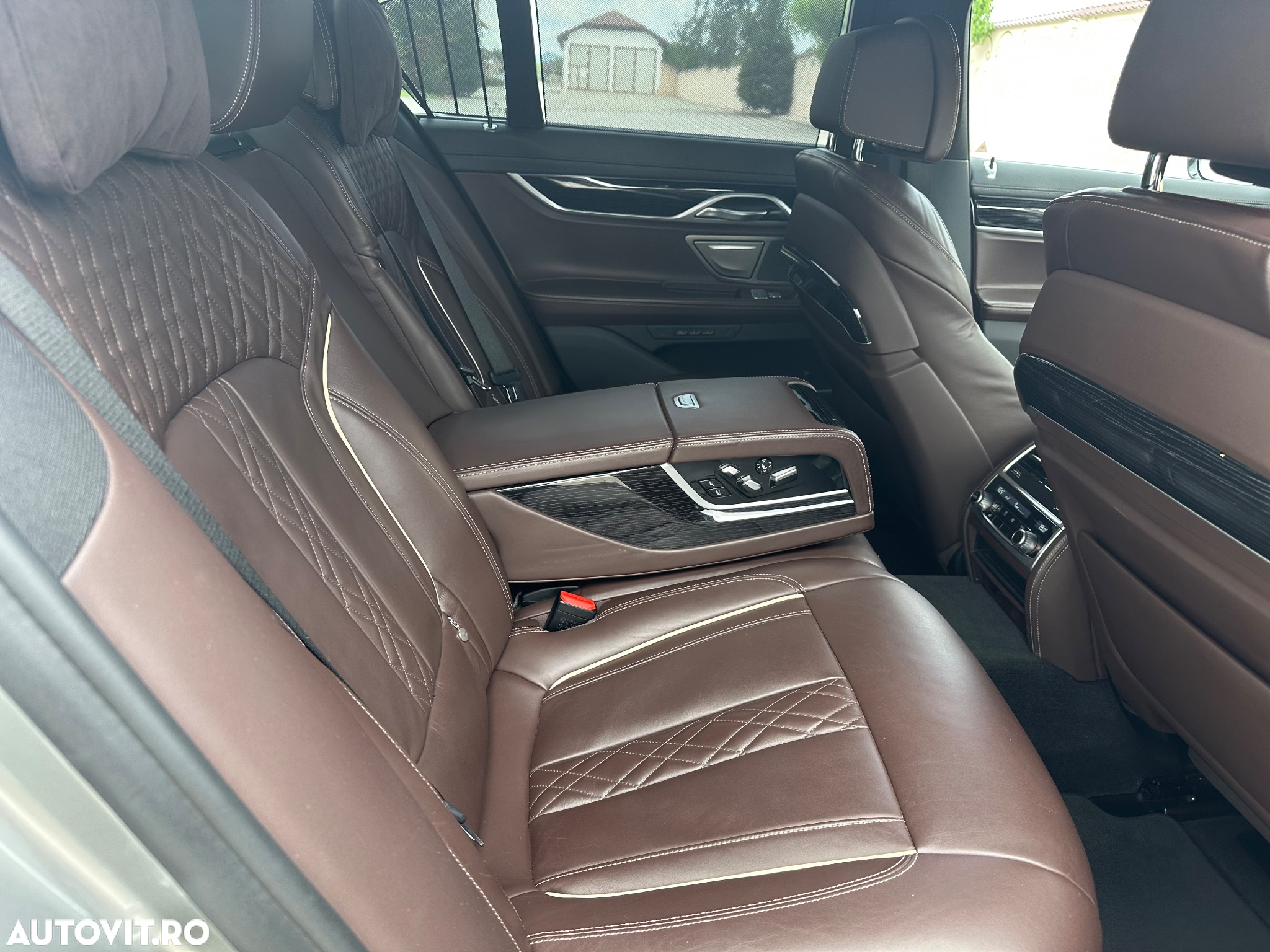 BMW Seria 7 - 12