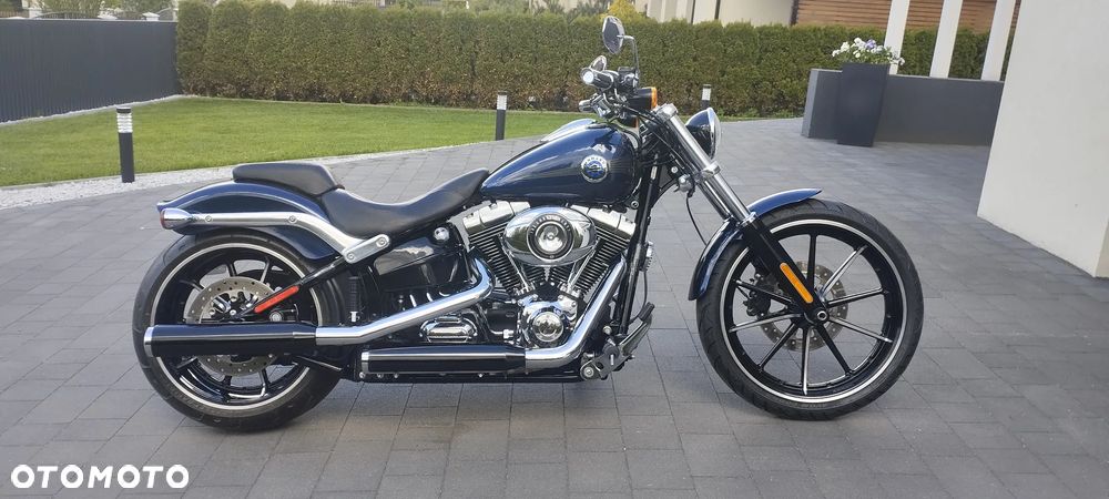 Harley-Davidson FXSB Breakout - 3