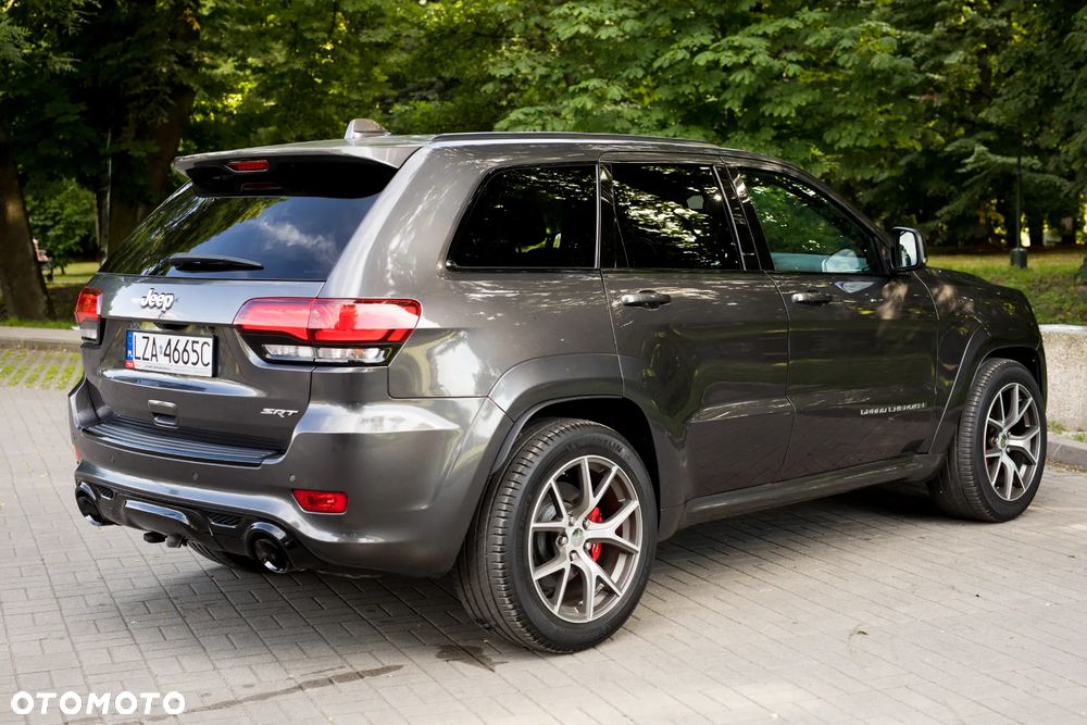 Jeep Grand Cherokee 6.4 V8 SRT8 - 8