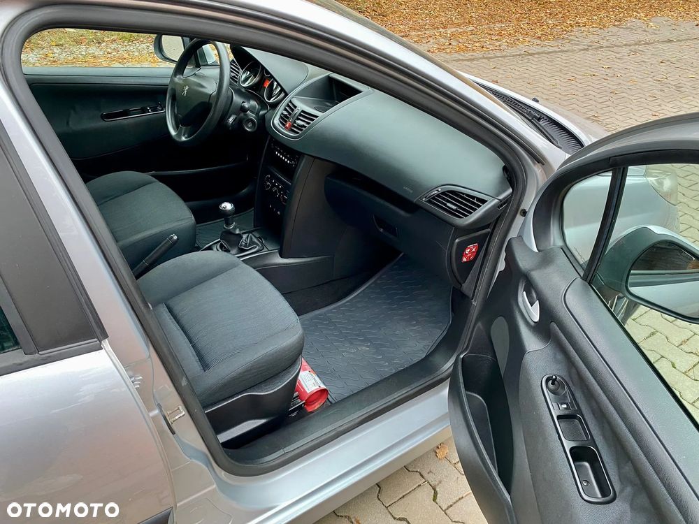 Peugeot 207 1.4 HDi Trendy nICE - 7