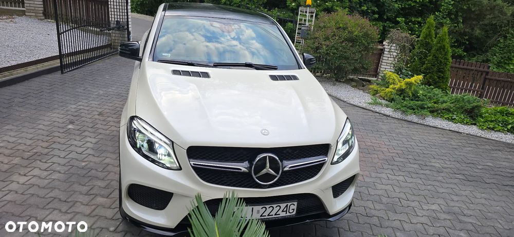 Mercedes-Benz GLE - 28