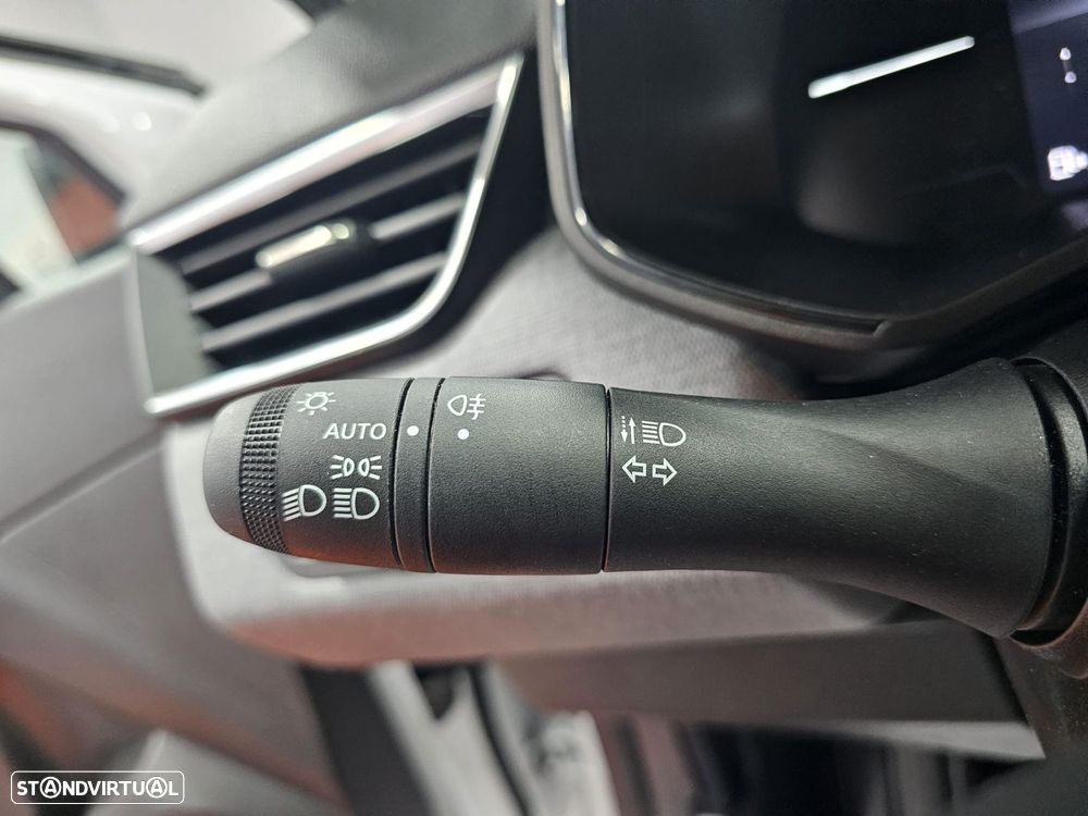 Renault Clio 1.0 TCe Evolution - 17