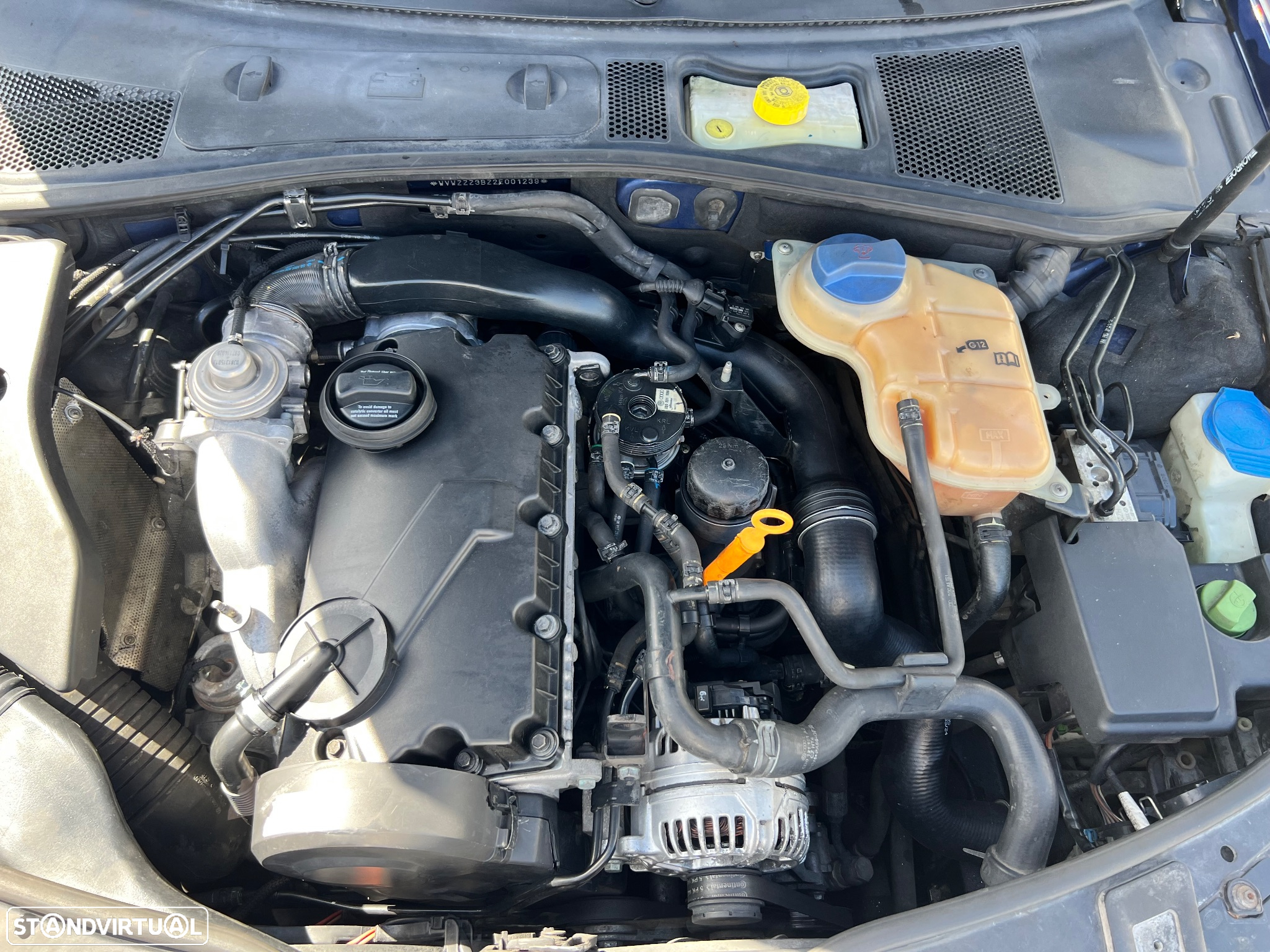 VW Passat Variant 1.9 TDi Highline - 15