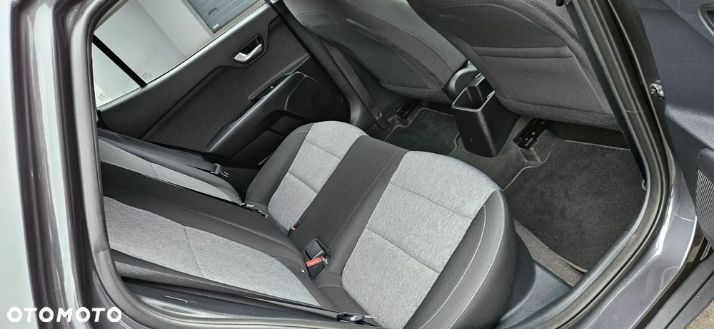 Kia Stonic 1.2 L - 23