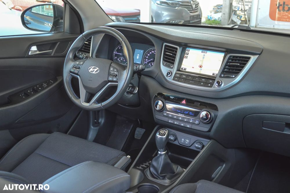 Hyundai Tucson blue 1.7 CRDi 2WD Style - 5