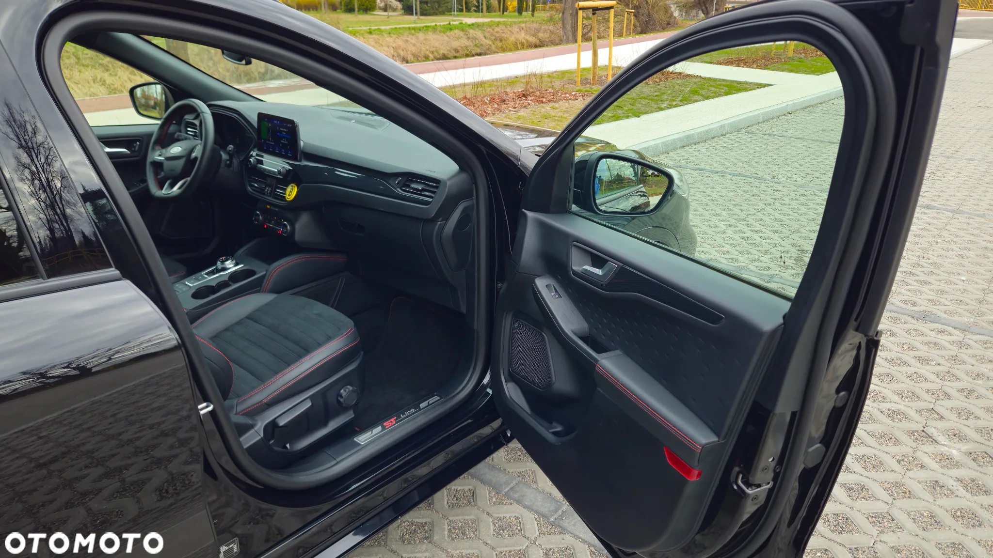 Ford Kuga 2.5P PHEV FWD ST-Line - 9