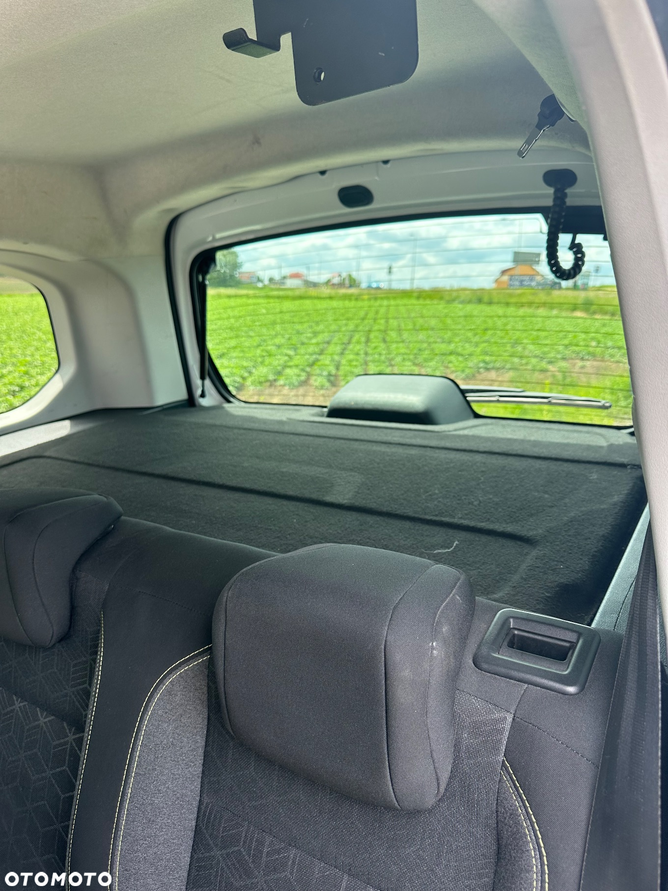Peugeot Rifter 1.5 BlueHDI Active - 14