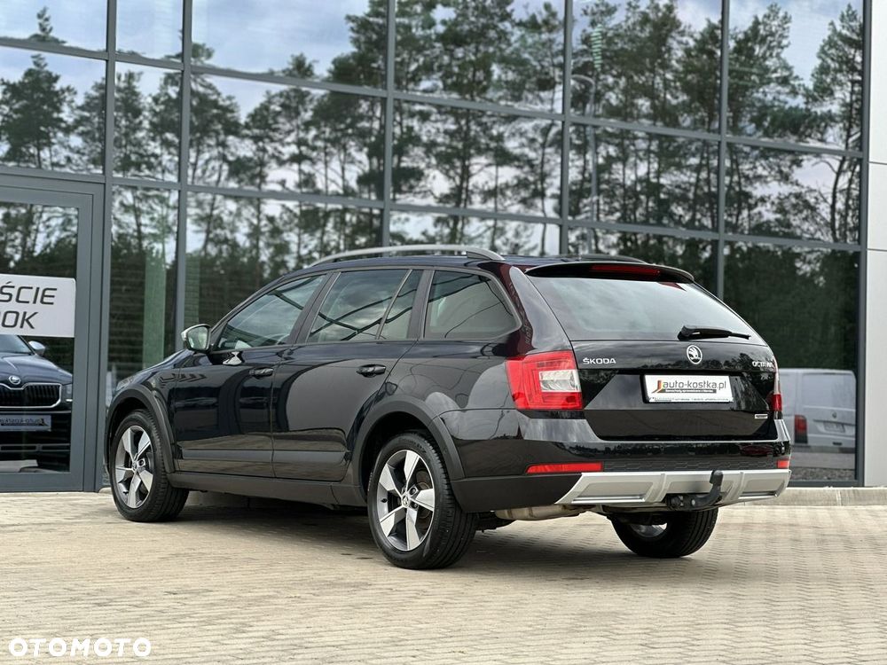 Skoda Octavia 2.0 TDI 4x4 DSG Scout - 8