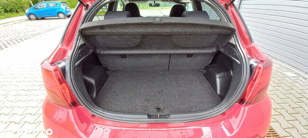 Toyota Yaris 1.0 Active EU6 - 19