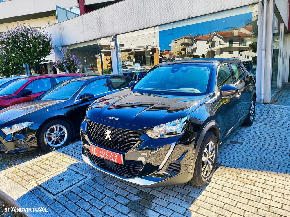 Peugeot e-2008 50 kWh Active - 1