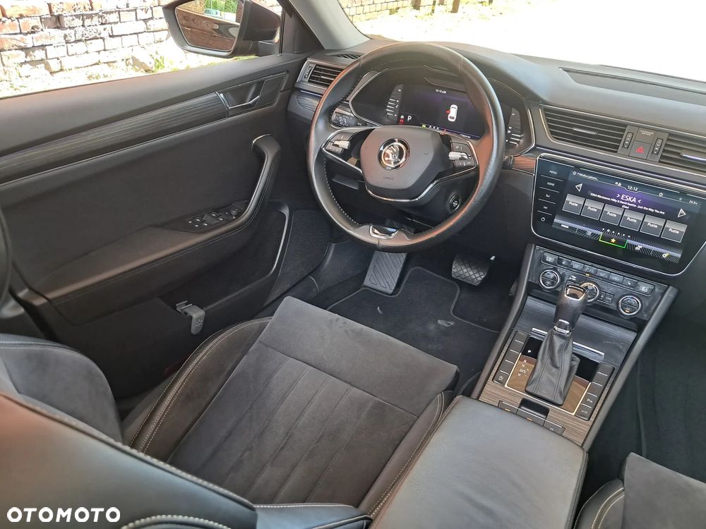 Skoda Superb 2.0 TDI DSG Selection - 20