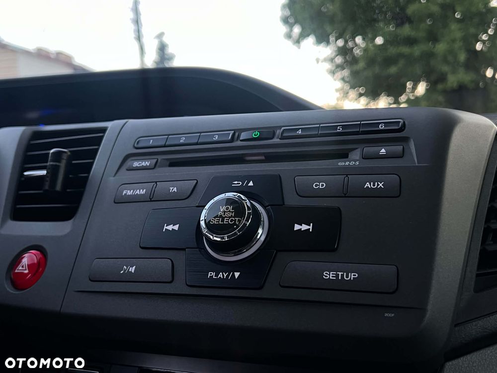 Honda Civic 1.8 Executive - 29