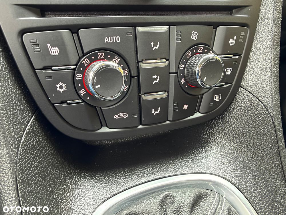 Opel Meriva - 10