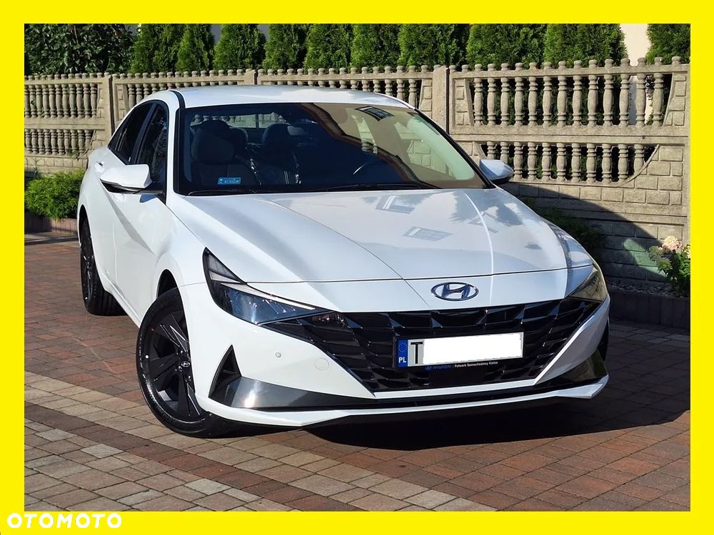 Hyundai Elantra 1.6 Smart - 1
